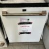 Combo cuisine blanc, Réfrigérateur 36", Cuisinière encastrée, Lave-vaisselle 3e panier – Image 10