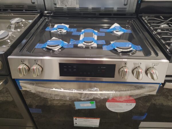 Cuisinière au gaz Frigidaire 30’’, 5 brûleurs, 5.1 pi.cu, Stainless - FCFG3062AS – Image 7