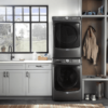 Ensemble laveuse-sécheuse Maytag à vapeur, 5,5/7,3 pi³, Noir volcan, Superposable – Image 5