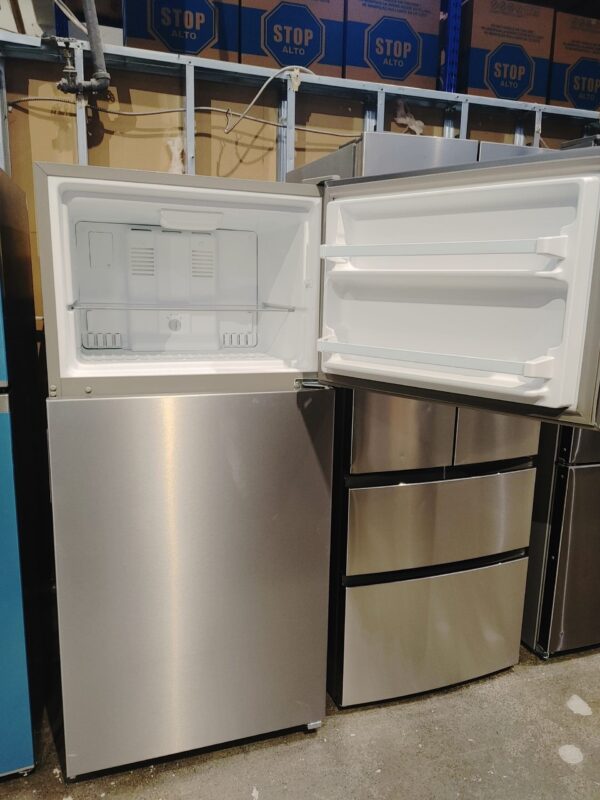 Réfrigérateur Maytag à congélateur supérieur 30’’, 18 pi.cu, Stainless - MRT118FFFZ – Image 9