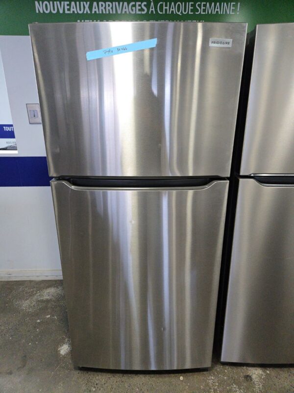 30'' Refrigerator, 20 cu.ft, Stainless, Frigidaire- FFTR2045VS - Image 6