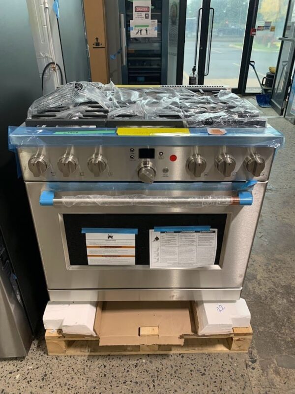 Cuisinière au gaz 36", Style commercial, 6 brûleurs, Stainless - CGY366P2TS1 – Image 5