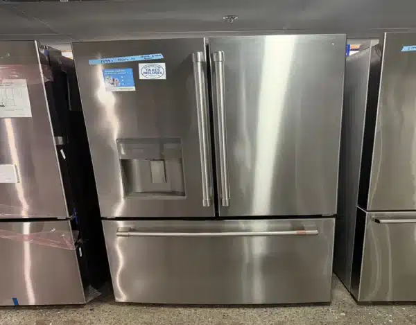 36'' French-door Refrigerator, 25.6 cu.ft., Stainless – CFE26KP2NS1 - Image 4