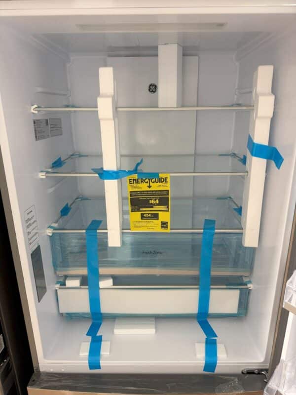 Réfrigérateur à congélateur inférieur, 17,7 pi.cu, Stainless - GBE17HYRFS – Image 5