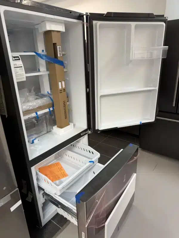 Réfrigérateur GE 21 pi³ à congélateur inférieur – acier inox résistant aux traces – GDE21DYRKFS – Image 5
