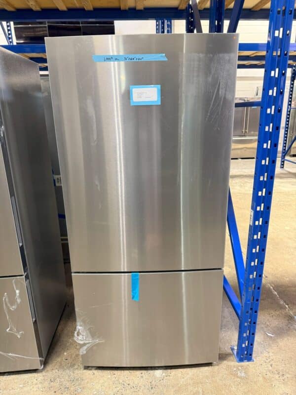 GE Bottom Freezer Refrigerator – 31", 17.7 cu. ft., Stainless Steel, Counter-Depth - GBE17HYRFS - Image 4