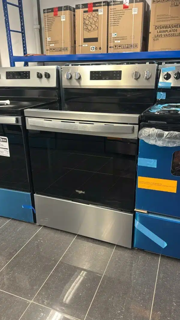 Cuisinière électrique Maytag – 30 po, 5,3 pi³, Acier inoxydable résistant aux traces de doigts - YWFES5030RZ0 – Image 5