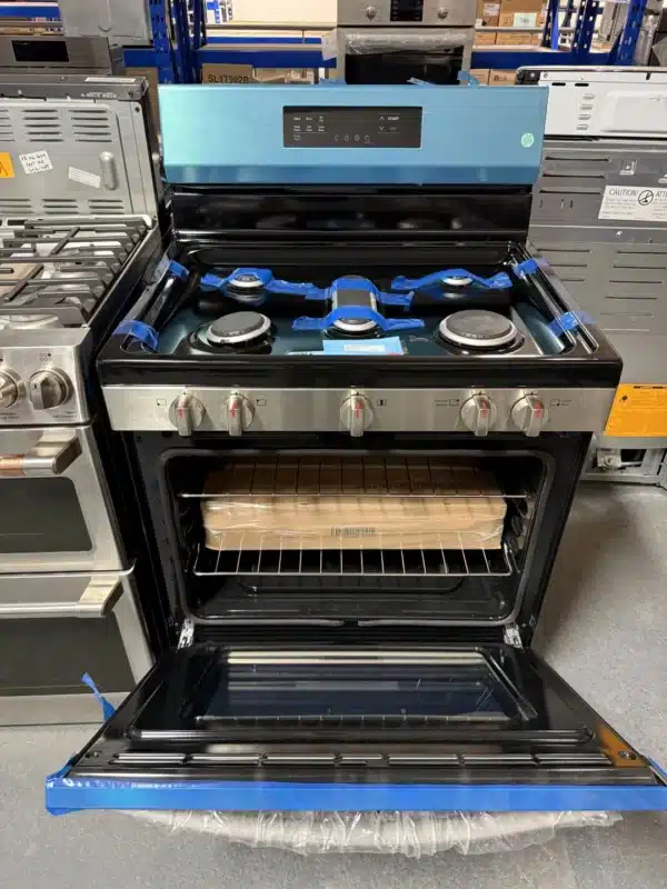 Cuisinière à gaz Frigidaire 30 po – 5,3 pi³, Convection, Air Fry, Nettoyage rapide – FCRG3083AS – Image 5