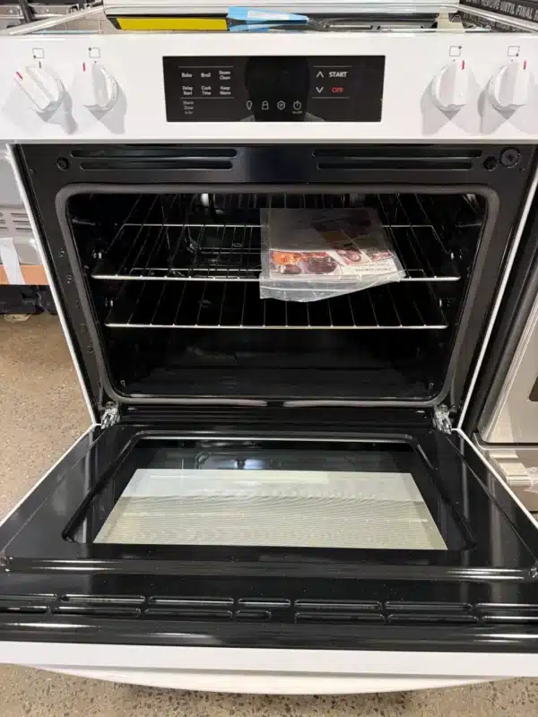 Frigidaire 30” Electric Range, 5 Burners, Convection, Air Fry – FCFE306CAW - Image 4