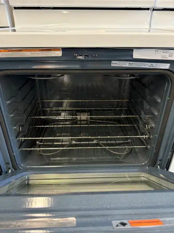 Cuisinière électrique Whirlpool 30 po – 4 brûleurs – Blanche - YWFES3530RW – Image 5
