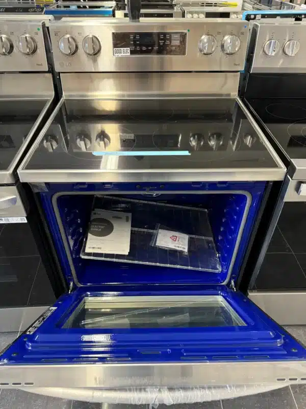 Cuisinière électrique LG 30’’ – 6,3 pi³, Convection, 5 brûleurs, Tiroir de rangement, Friture à air, Autonettoyage - LREL6323S – Image 4