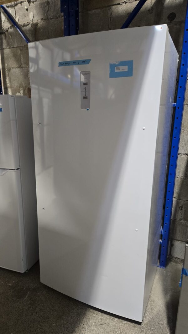 Réfrigérateur tout réfrigérateur Frigidaire 32″ 19,6 pi³ blanc – FRAE2024AW – Image 4