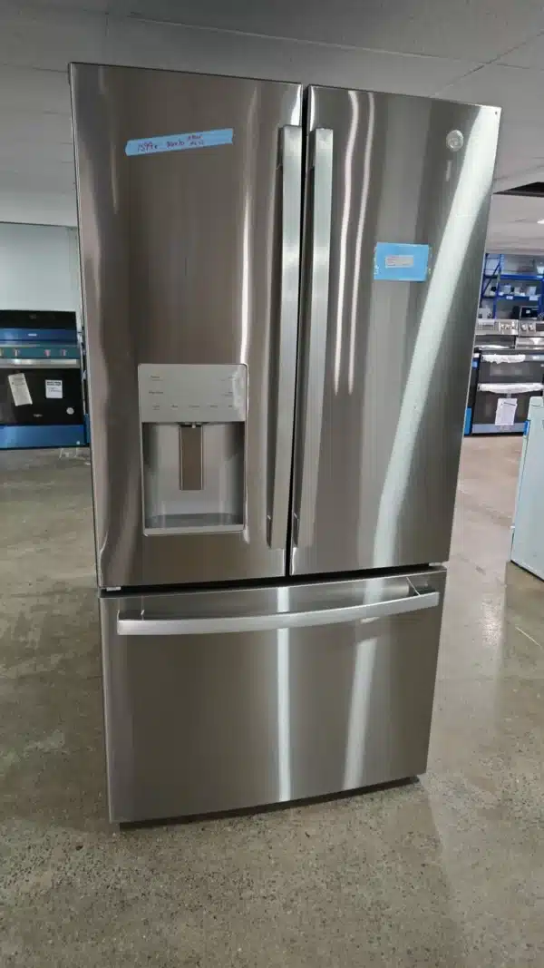 Réfrigérateur portes françaises GE 36″ en inox, 25,6 pi³, eau & glace, – GFE26JYMFS – Image 5