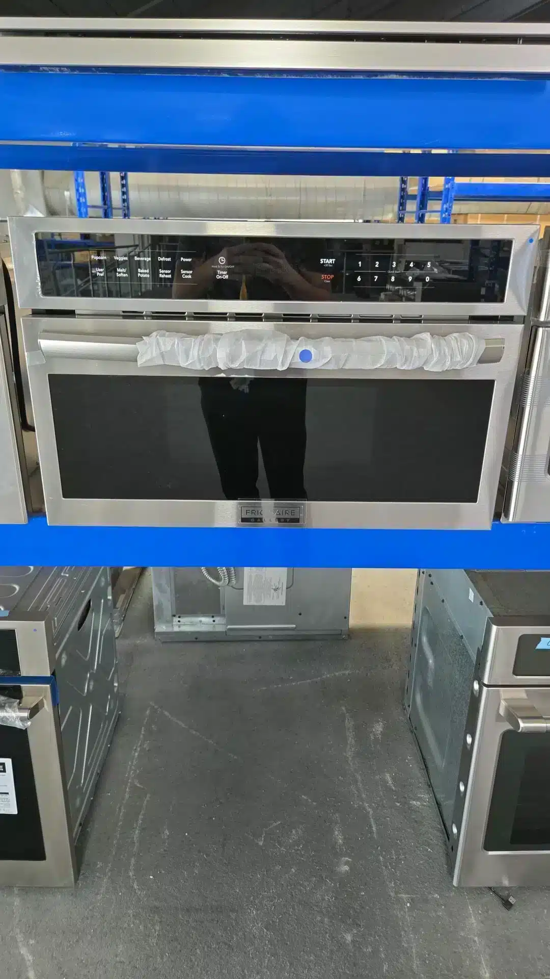 Frigidaire Gallery Built-In Microwave 30″, 1.6 cu.ft., 950 W, Stainless Steel – GMBD3068AF - Image 5