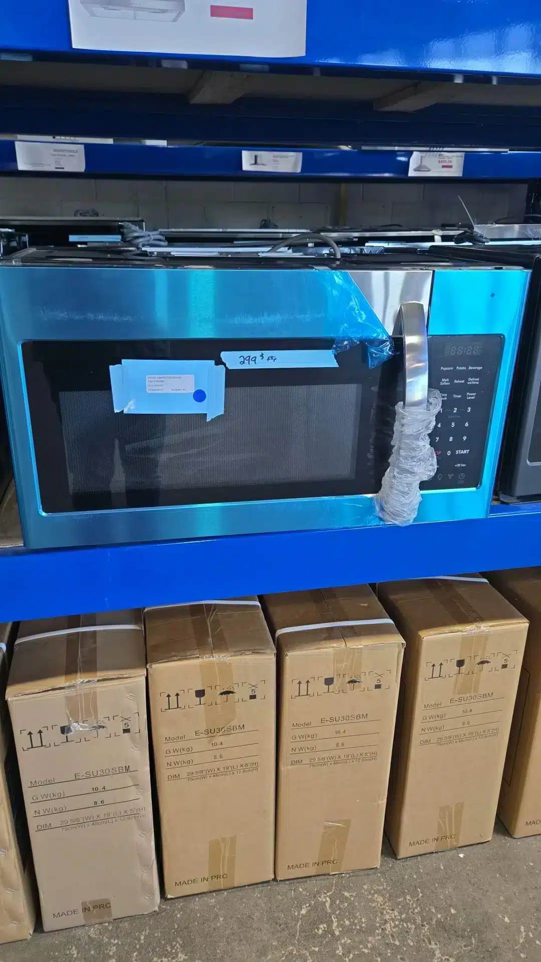 Frigidaire Over-the-Range Microwave 30″, 1.8 cu.ft., 300 CFM, Stainless Steel – FMOS1846BS - Image 5