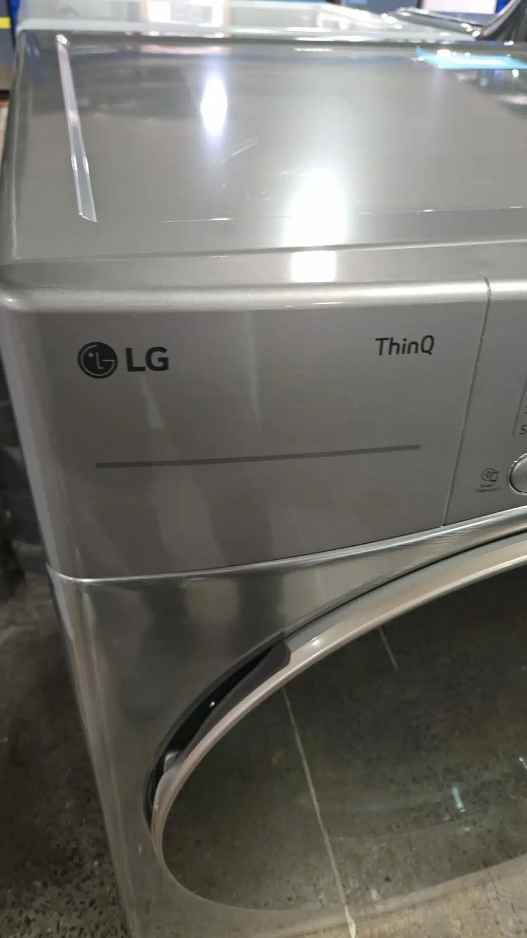 LG Electric Dryer – 7.4 cu. ft., 10 Cycles, Steam, Wi-Fi, Graphite Steel – DLEX3850V - Image 6