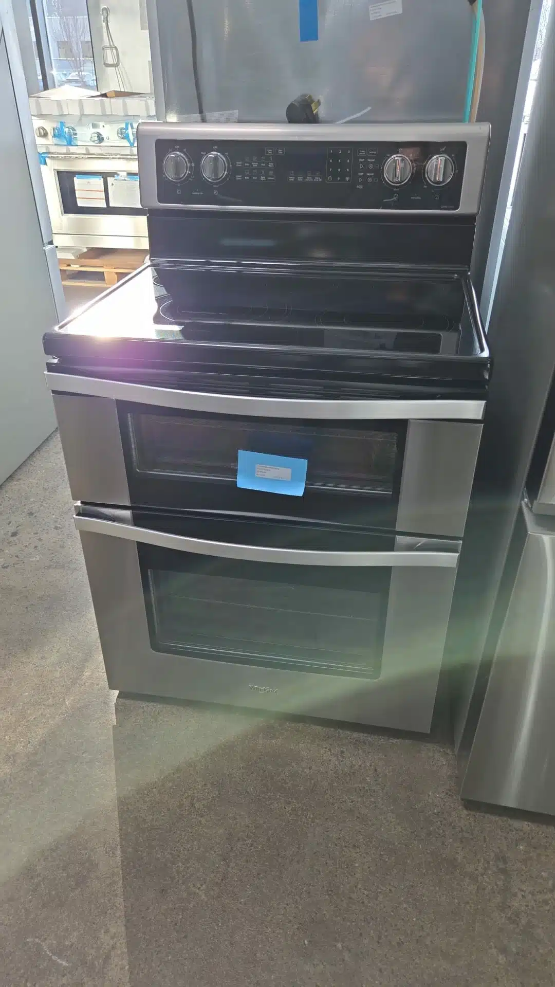 Cuisinière électrique WHIRLPOOL , 6.7 pi. cu, 30 pouces, inox – YWGE745C0FS – Image 6