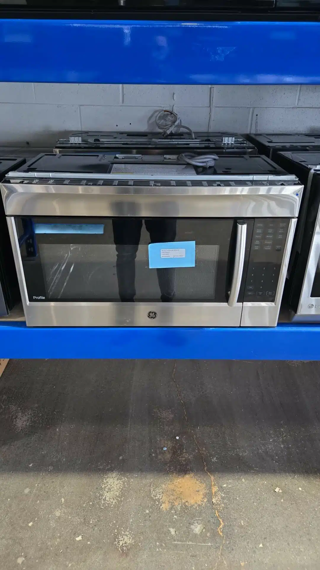 Micro-onde à hotte intégrée GE PROFILE, 30 pouces, inox – PVM1899SJC – Image 5